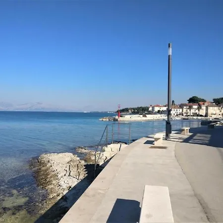 Liva - 60m From The Sea Sutivan