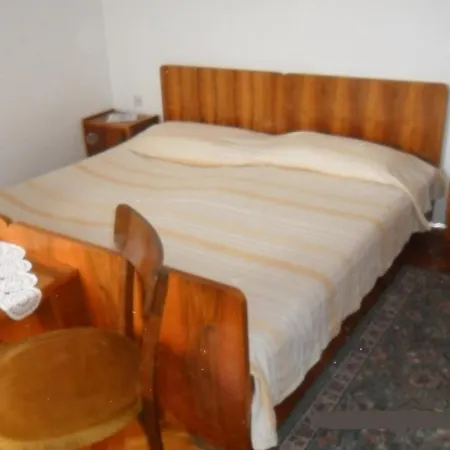 Liva - 60m From The Sea Pensjonat Sutivan